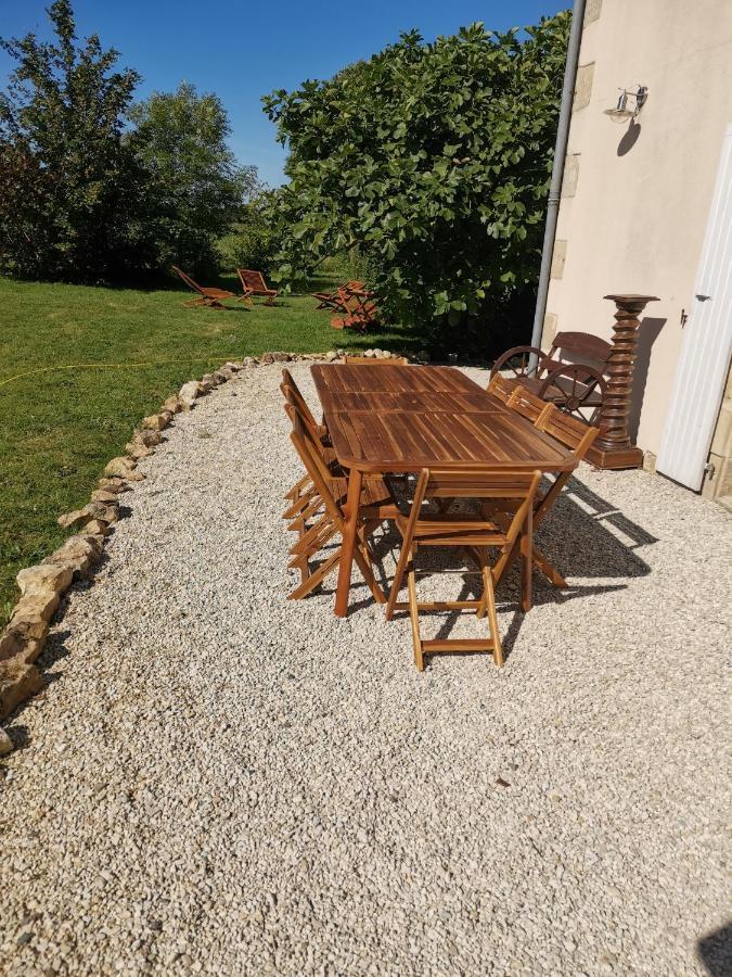 Gîte 4 étoiles avec hébergement insolite - 10 personnes Foussais Exterior foto